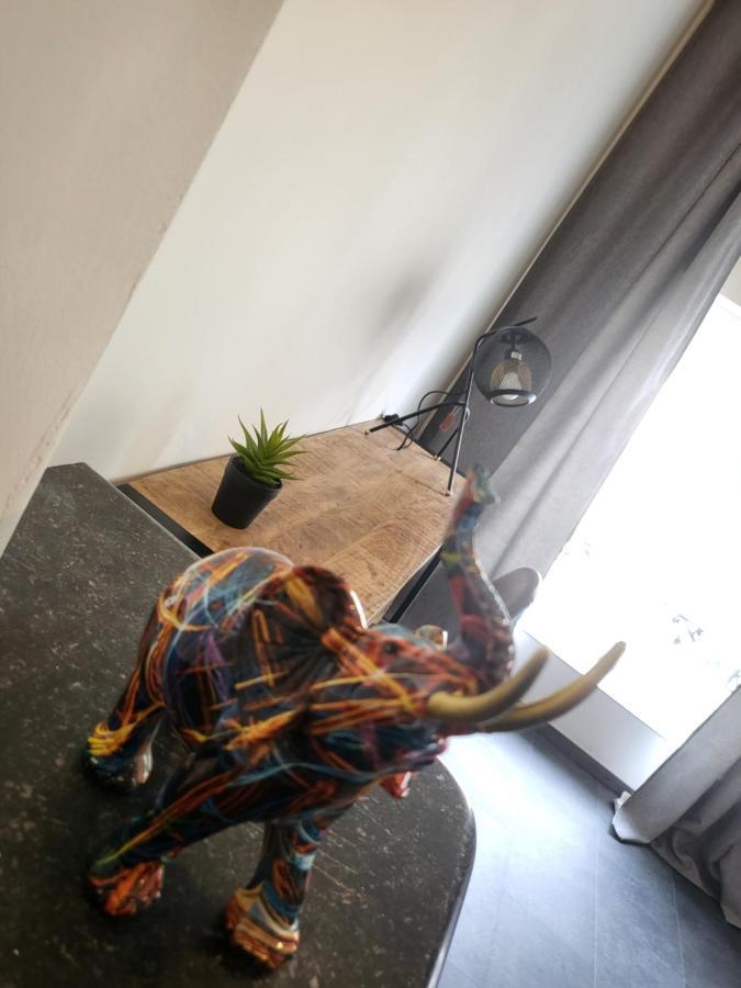 Loogiez Aparthotel Tongeren Exteriör bild